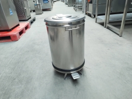 s/s trash can